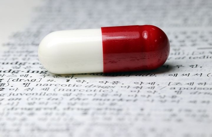 TYLENOL POISONING