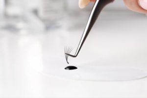 Best DIY Lash Extension Kits