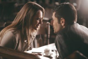 The Best Pick-Up Lines That Will Get You Noticed
